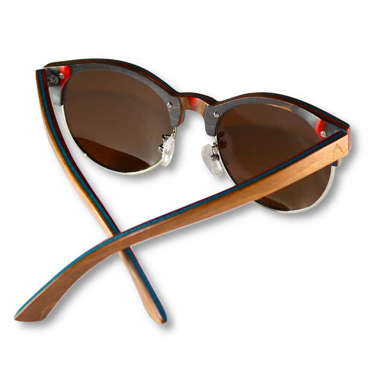 Wholesale Recycled Skatedeck 1/2 Wood, Handrail Sunglasses (2 Models)