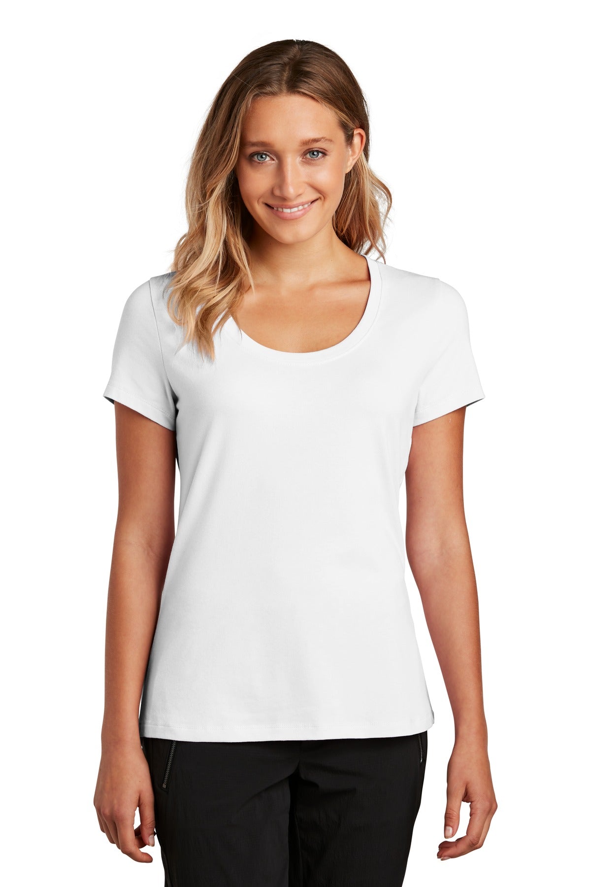 District - Women's Flex Scoop Neck Tee DT7501