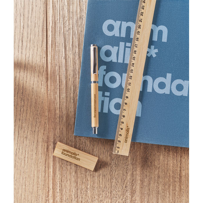 DERI - Name tag holder in bamboo