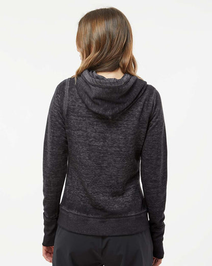 J. America 8913 — Twisted Black (2)