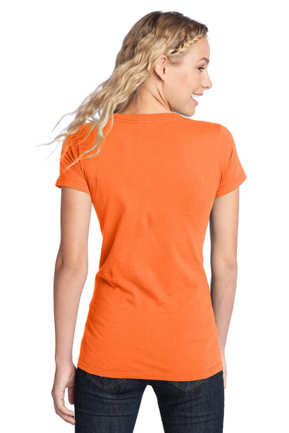 District - Women's Fitted The Concert Tee DT5001