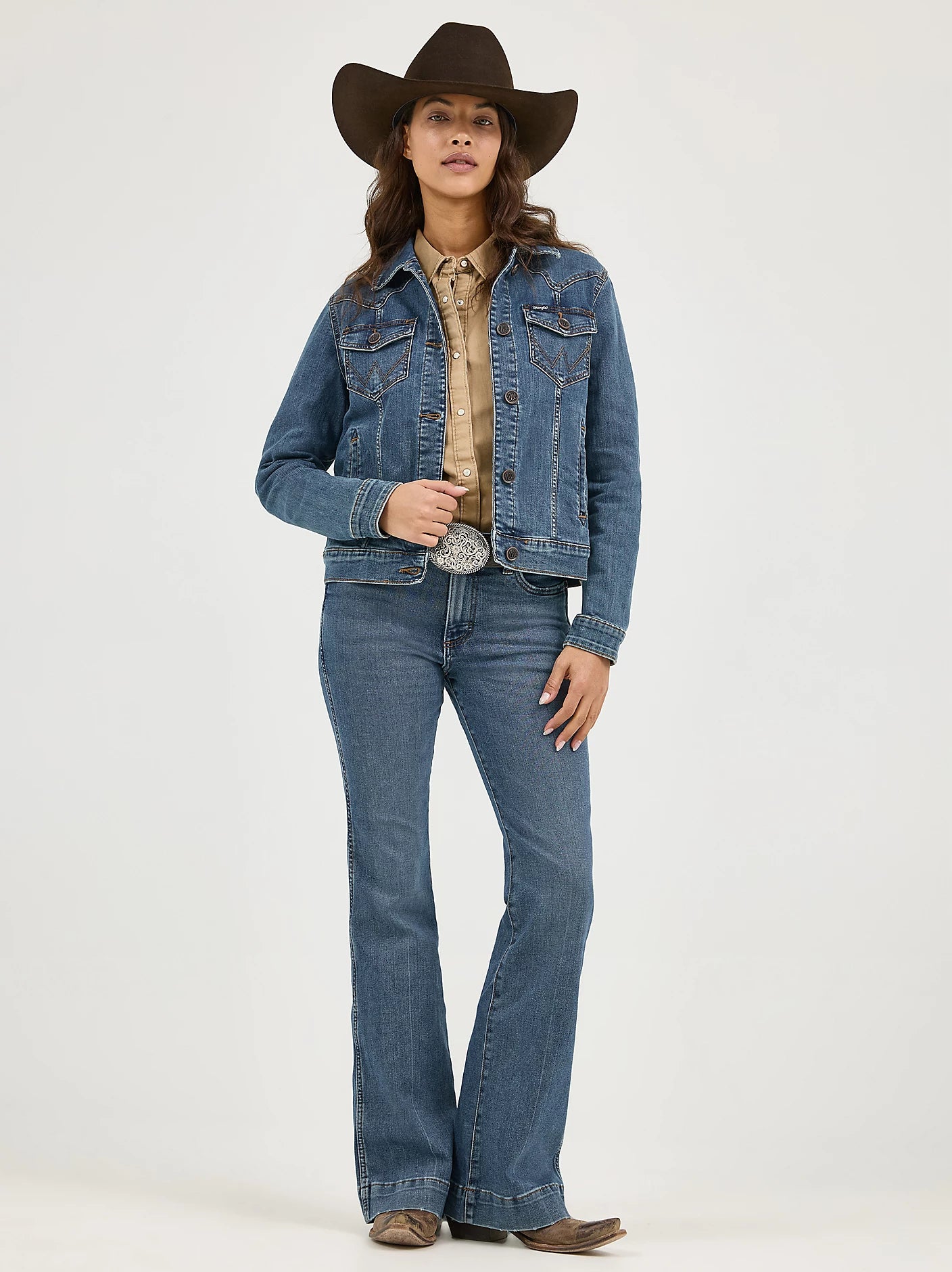Wrangler -  Women's Long Sleeve Classic Fit Denim Jacket
