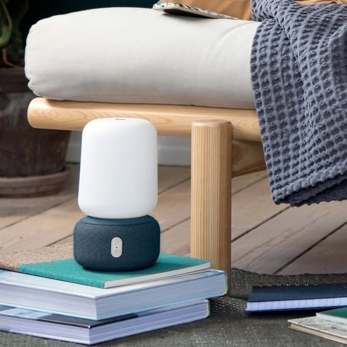 KREAFUNK - aLOOMI Multi-Function Lantern Speaker