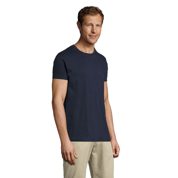 REGENT FIT - Men's Athletic Cut T-Shirt